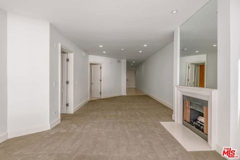 Tiny photo for 701 Ocean Avenue #PHD, Santa Monica, CA 90402 (MLS # 26652437)