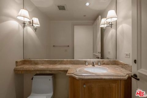 Tiny photo for 701 Ocean Avenue #PHD, Santa Monica, CA 90402 (MLS # 26652437)