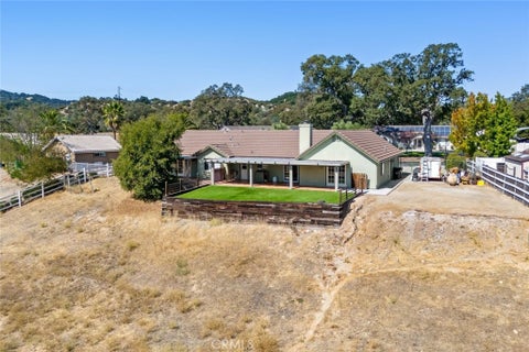 Tiny photo for 155 Eagle Creek Court Ct, Atascadero, CA 93422 (MLS # SC26202246)
