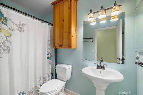 Tiny photo for 155 Eagle Creek Court Ct, Atascadero, CA 93422 (MLS # SC26202246)