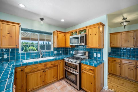 Tiny photo for 155 Eagle Creek Court Ct, Atascadero, CA 93422 (MLS # SC26202246)