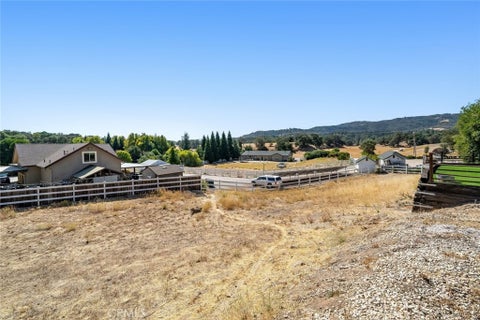 Tiny photo for 155 Eagle Creek Court Ct, Atascadero, CA 93422 (MLS # SC26202246)