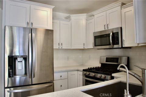 Photo of 14560 Clark Street #105, Sherman Oaks, CA 91411 (MLS # SR26146106)