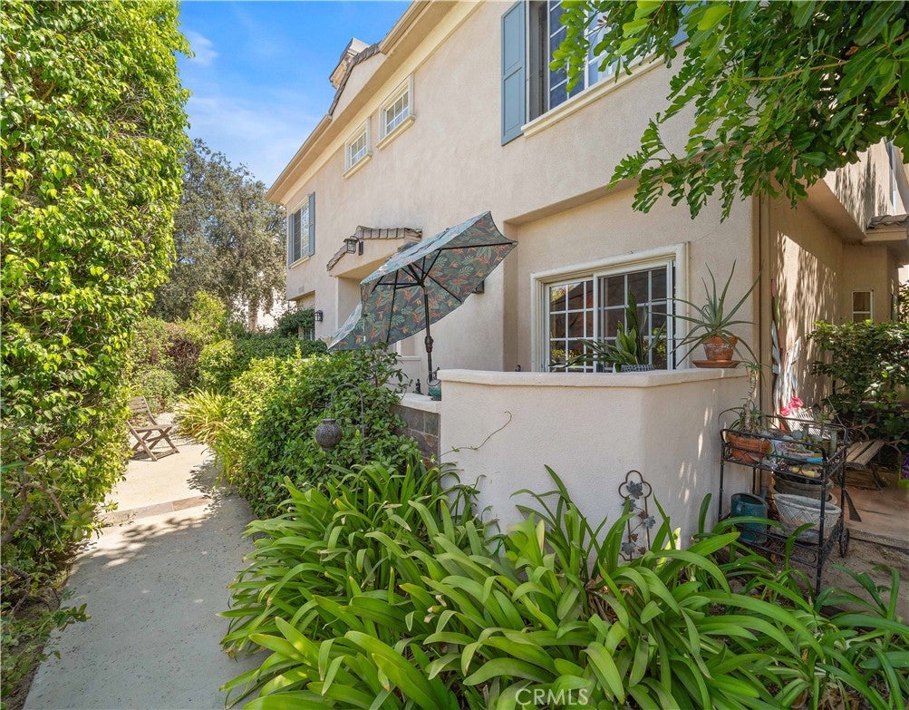 11808 Riverside Drive 3