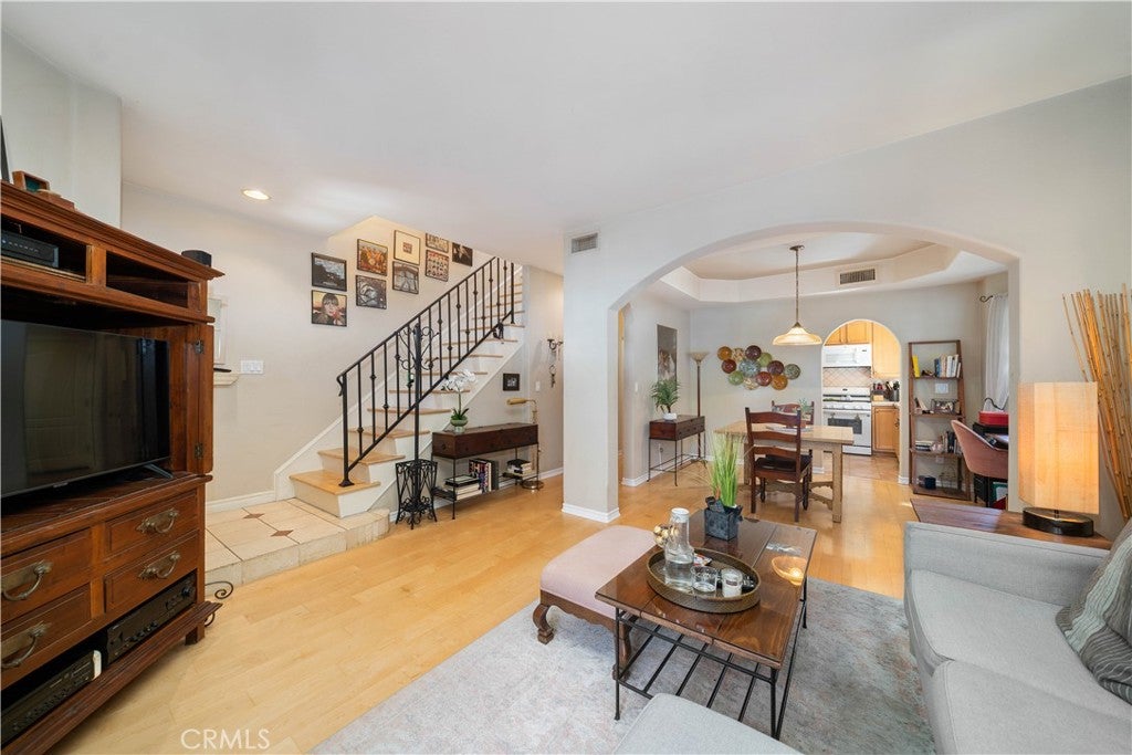 11808 Riverside Drive 3