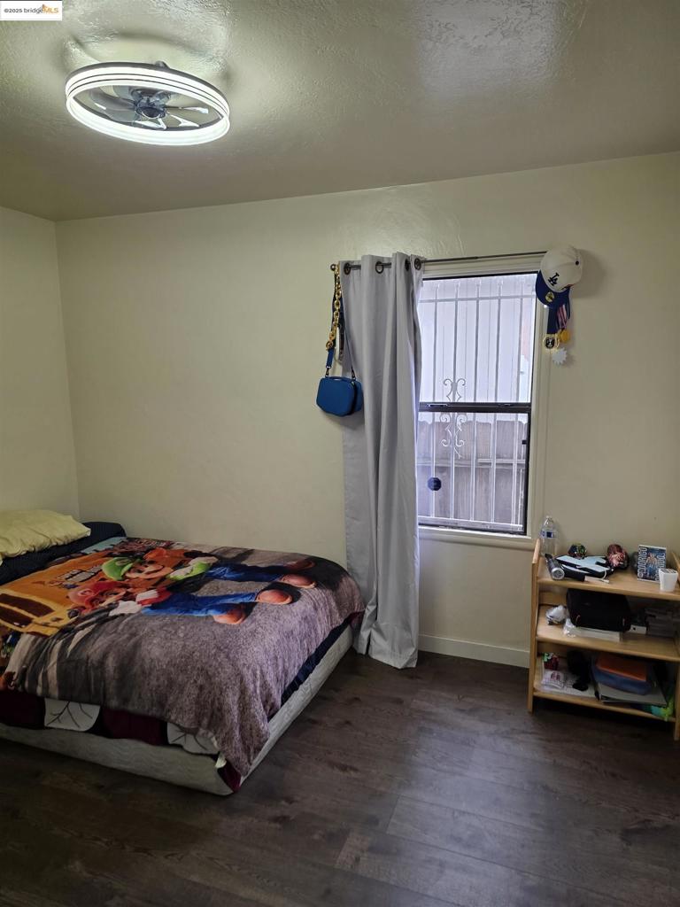 ELMHURST - Residential