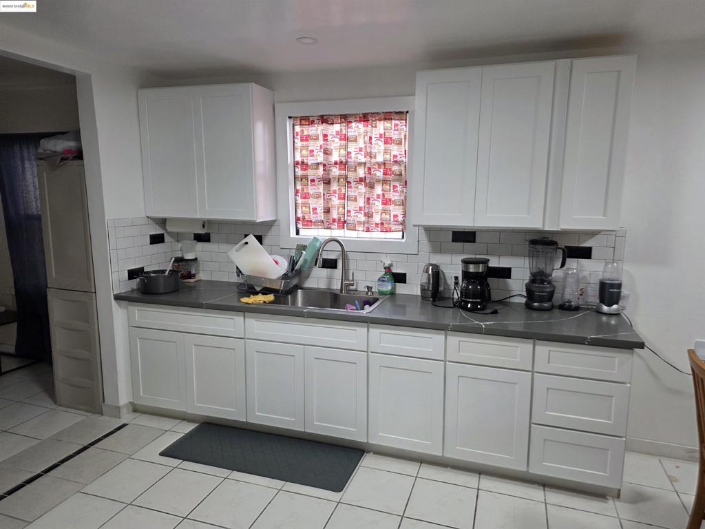 ELMHURST - Residential