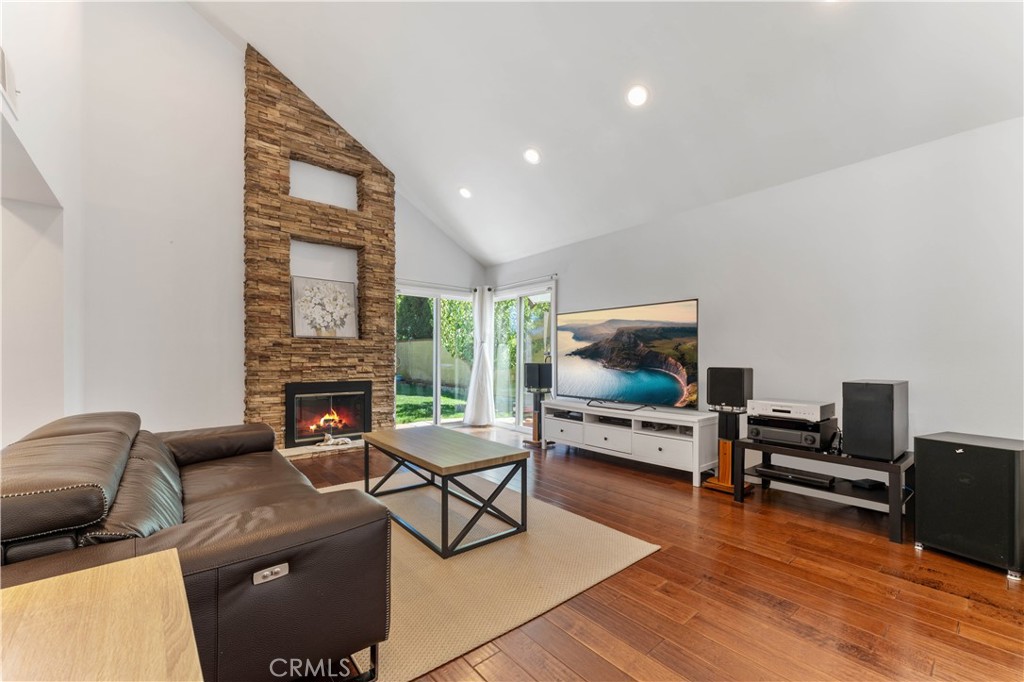 30052 Happy Sparrow Lane