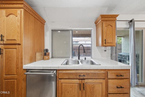 Tiny photo for 1209 Nilgai Place, Ventura, CA 93003 (MLS # V1-37583)