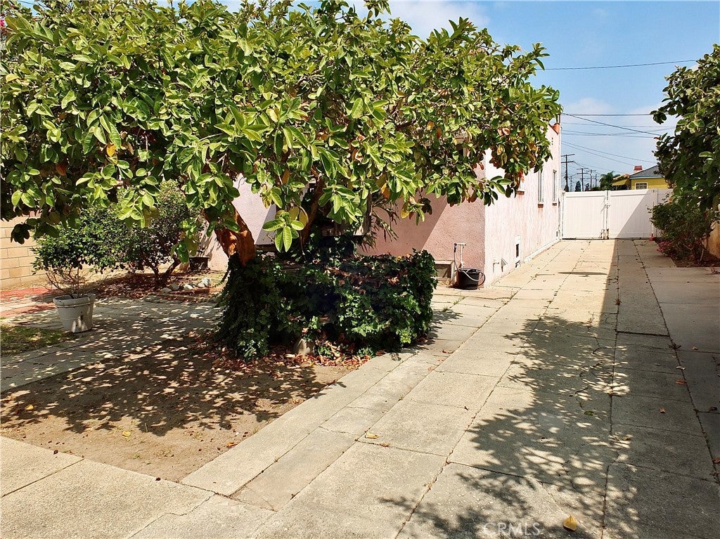 1628 W 169th