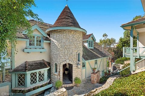 Tiny photo for 31971 Coast Highway Hwy, Laguna Beach, CA 92651 (MLS # LG25278561)