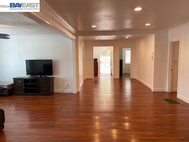 690 Dowling Blvd Blvd, San Leandro CA 94577