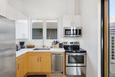 Tiny photo for 1514 8th Street, Oakland, CA 94607 (MLS # ML82064998)