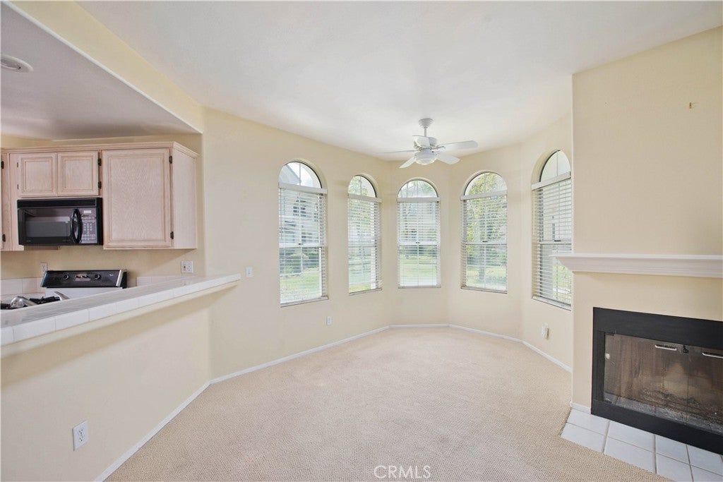 25554 Hemingway A