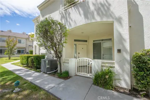 MLS: SR26098187