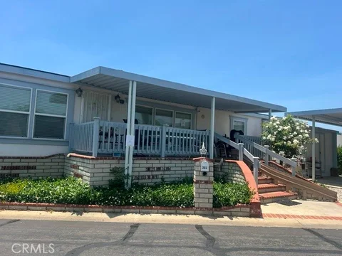 MLS: SR26142374