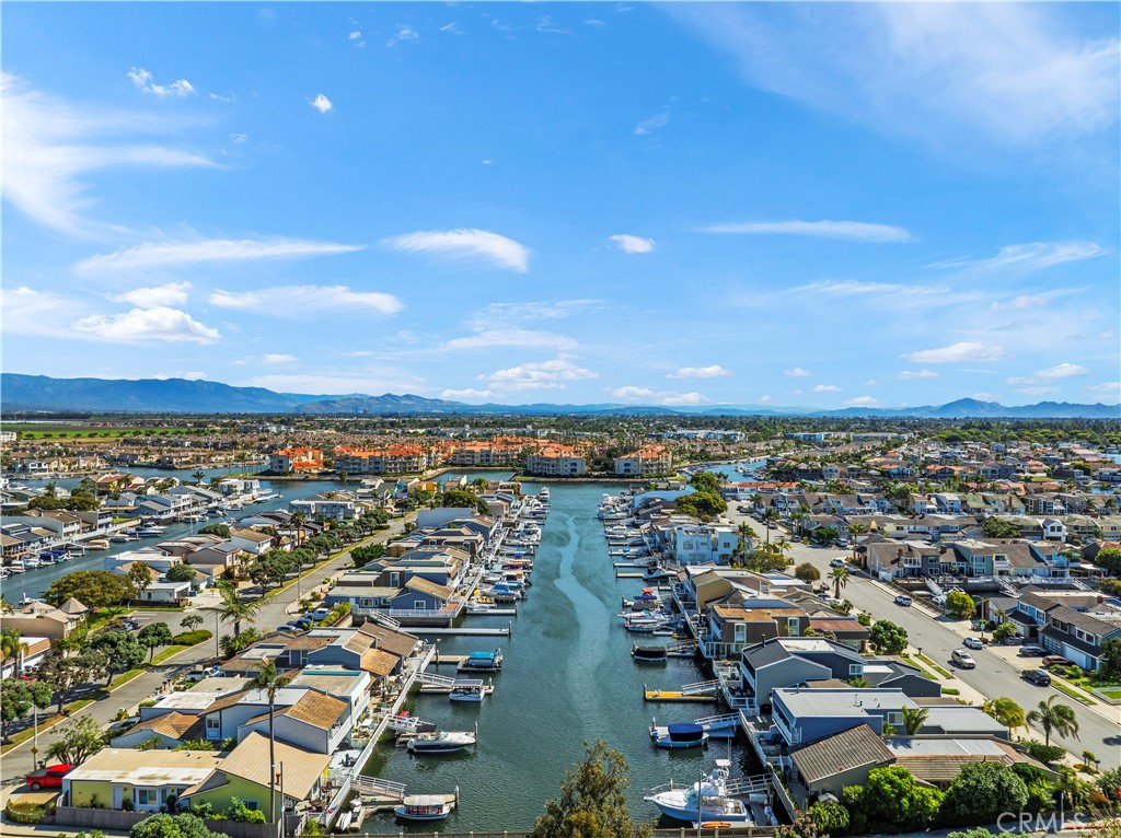Oxnard, California, 91307, United States, 4 Bedrooms Bedrooms, ,2 BathroomsBathrooms,Residential,Active,2031740