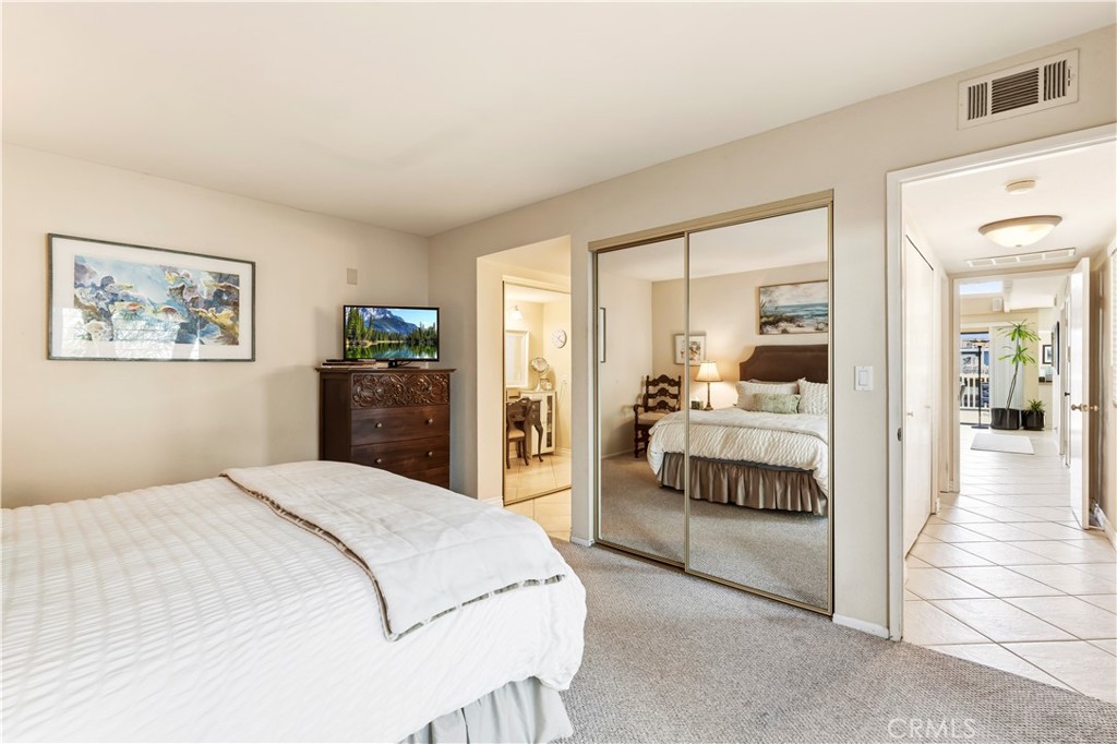 Oxnard, California, 91307, United States, 4 Bedrooms Bedrooms, ,2 BathroomsBathrooms,Residential,Active,2031740