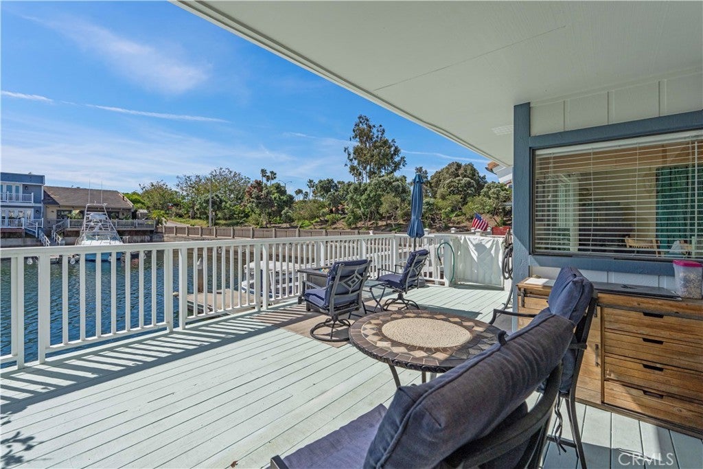 Oxnard, California, 91307, United States, 4 Bedrooms Bedrooms, ,2 BathroomsBathrooms,Residential,Active,2031740