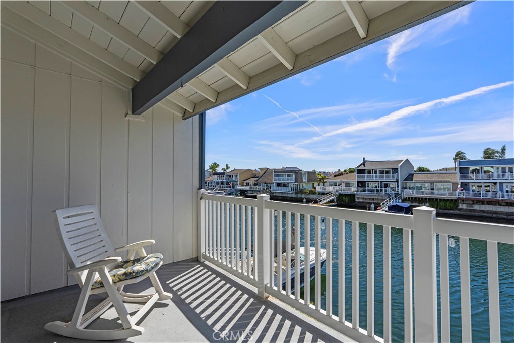 Oxnard, California, 91307, United States, 4 Bedrooms Bedrooms, ,2 BathroomsBathrooms,Residential,Active,2031740