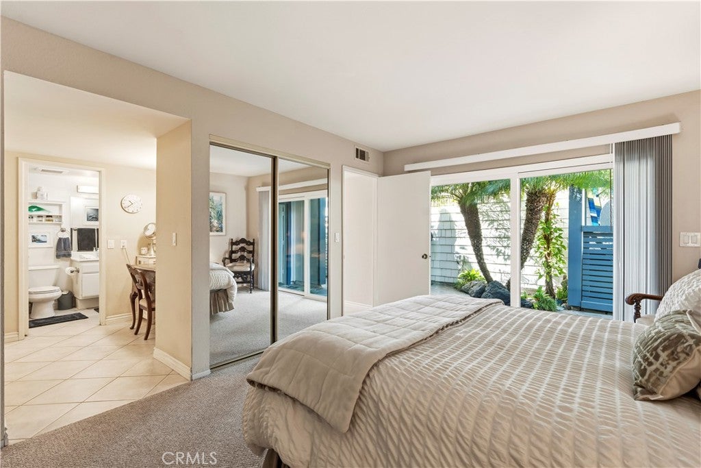 Oxnard, California, 91307, United States, 4 Bedrooms Bedrooms, ,2 BathroomsBathrooms,Residential,Active,2031740