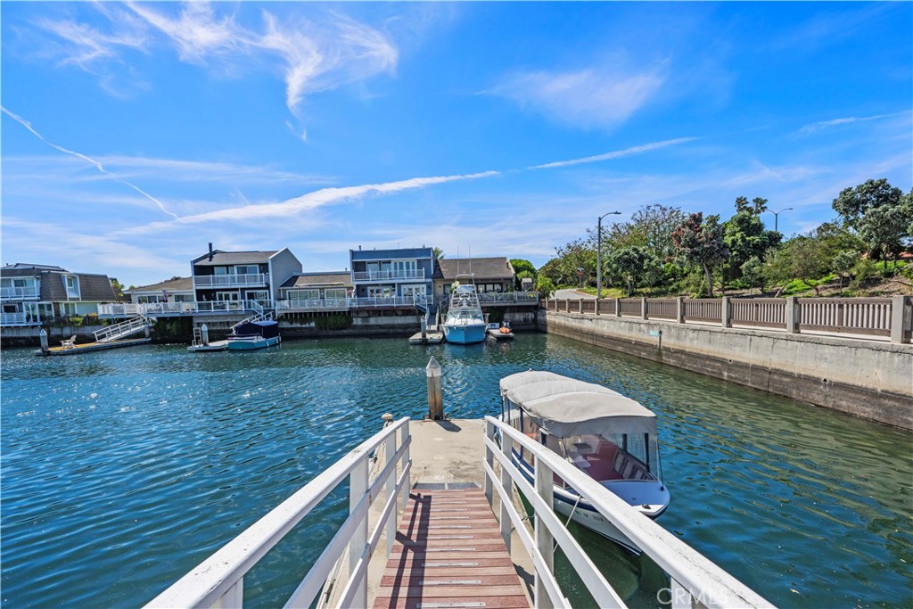 Oxnard, California, 91307, United States, 4 Bedrooms Bedrooms, ,2 BathroomsBathrooms,Residential,Active,2031740