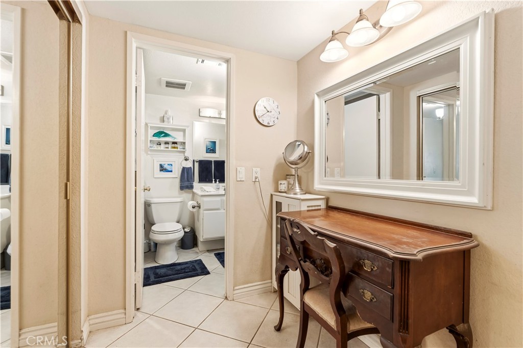 Oxnard, California, 91307, United States, 4 Bedrooms Bedrooms, ,2 BathroomsBathrooms,Residential,Active,2031740