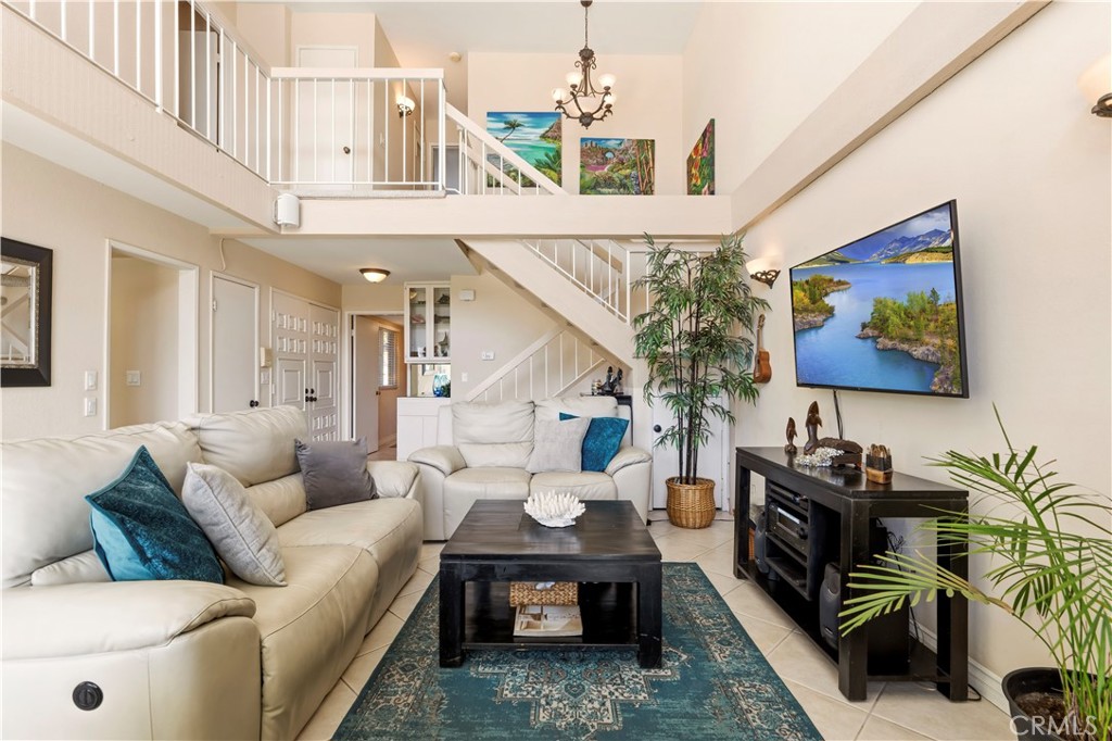 Oxnard, California, 91307, United States, 4 Bedrooms Bedrooms, ,2 BathroomsBathrooms,Residential,Active,2031740