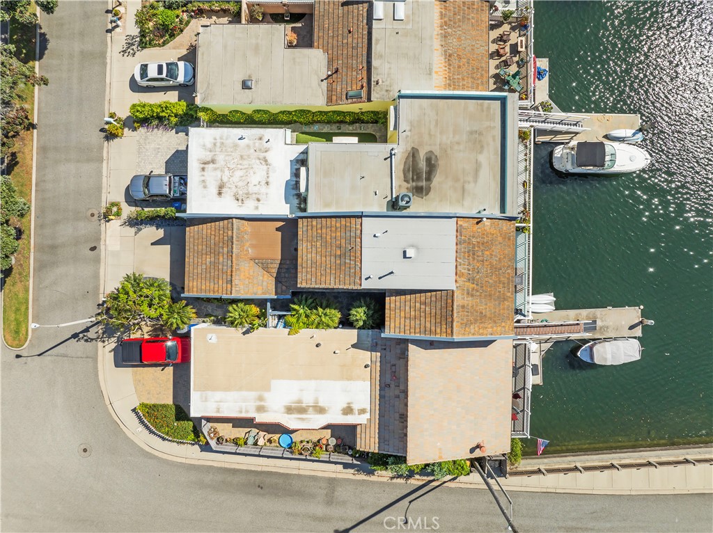 Oxnard, California, 91307, United States, 4 Bedrooms Bedrooms, ,2 BathroomsBathrooms,Residential,Active,2031740