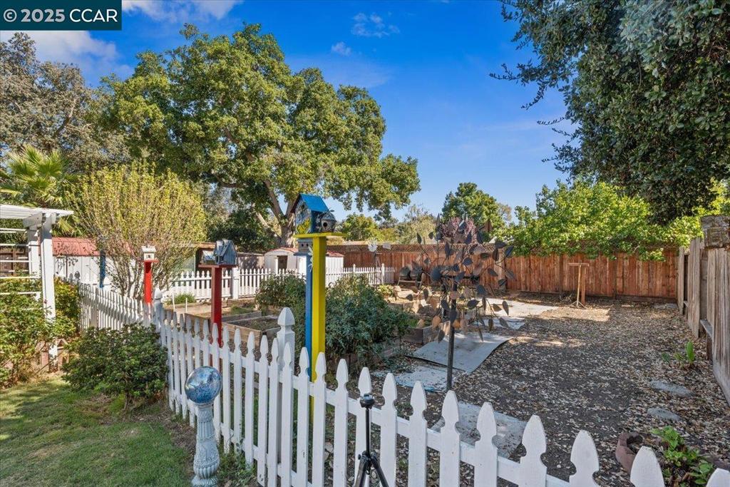 TREE HAVEN - Residential