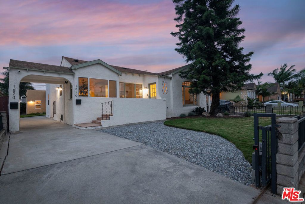 Photo of 1826 W 78th Street, Los Angeles, CA 90047 (MLS # 25621713)