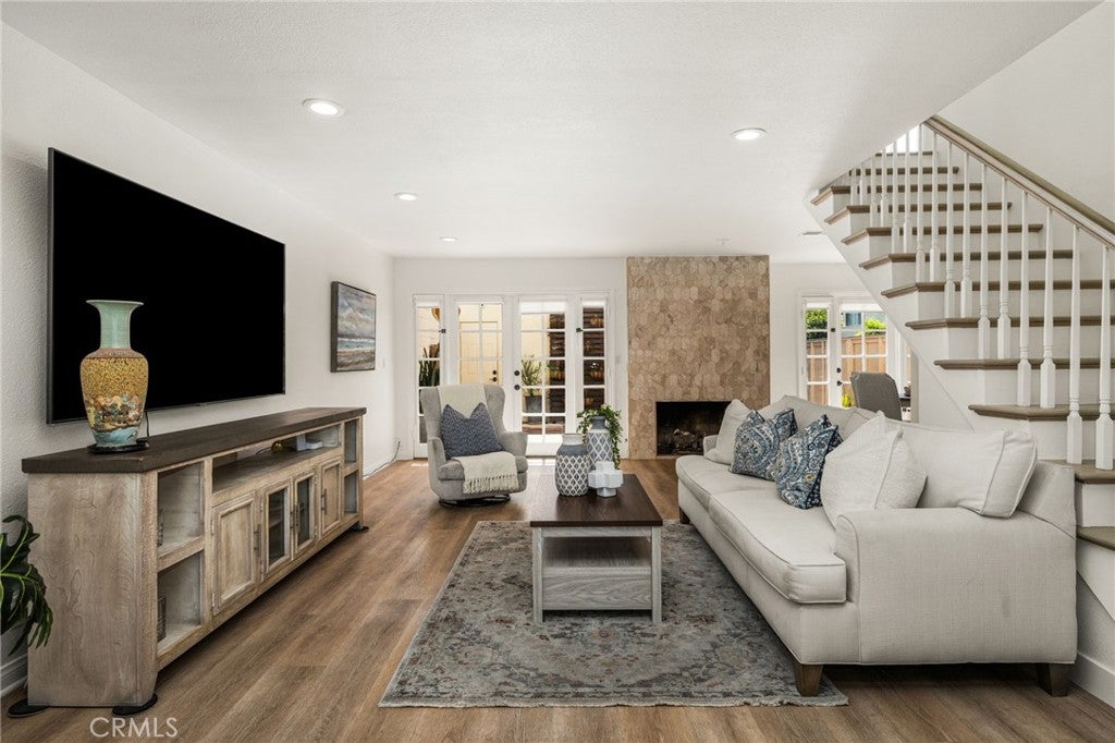 9921 Barranca Circle