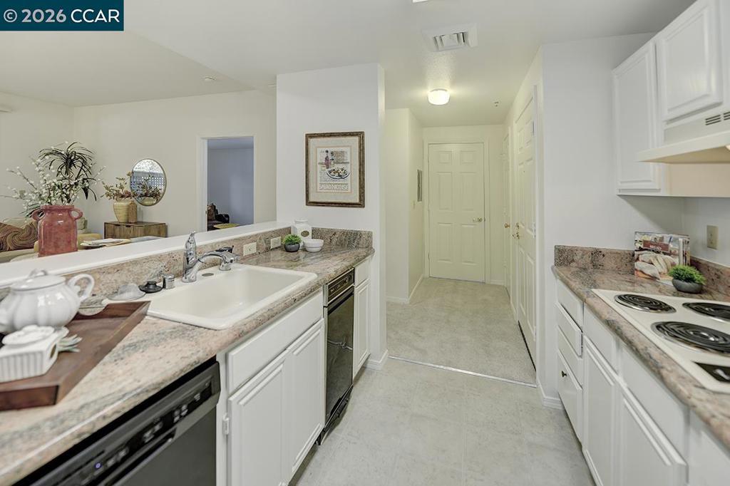 1840 Tice Creek Dr 2110