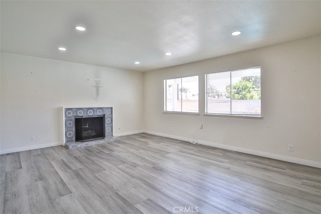 Properties 4 11112 Camellia Avenue