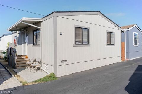 Photo of 7560 Woodman Place #65, Van Nuys, CA 91405 (MLS # SR26069435)