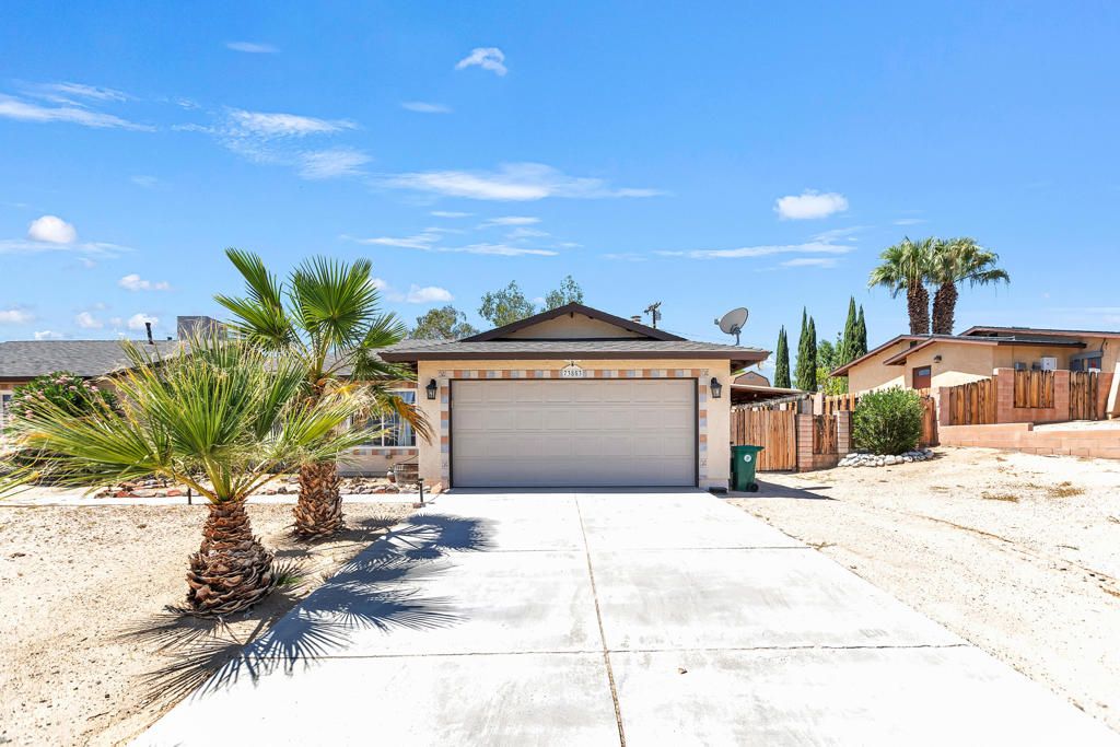 Photo of 73853 Playa Vista Drive, 29 Palms, CA 92277 (MLS # 219138057DA)
