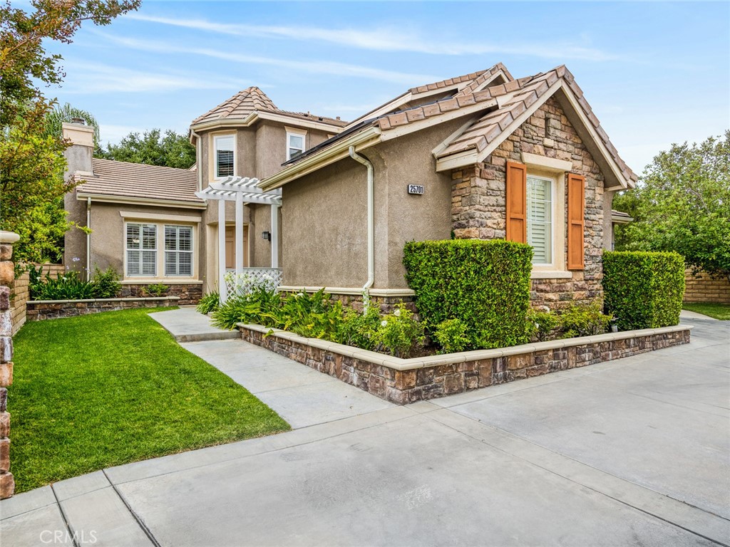 25701 Chestnut Way