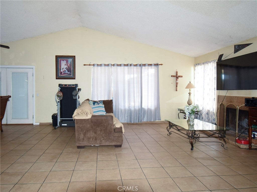 8416 Reseda Avenue