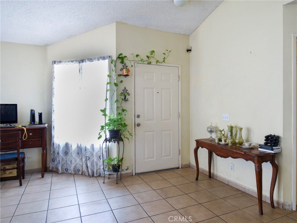 8416 Reseda Avenue