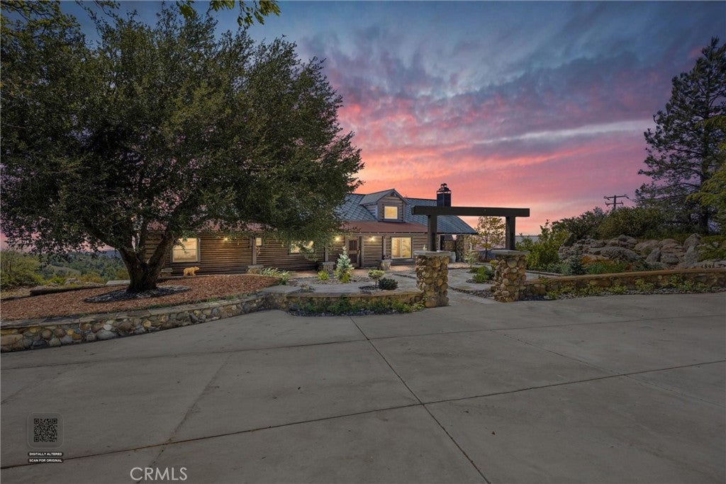 27241 Deertrail Drive