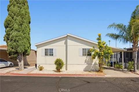 1855 E Riverside Dr Unit 388, Ontario, CA 91761 - MLS#: CV26173231