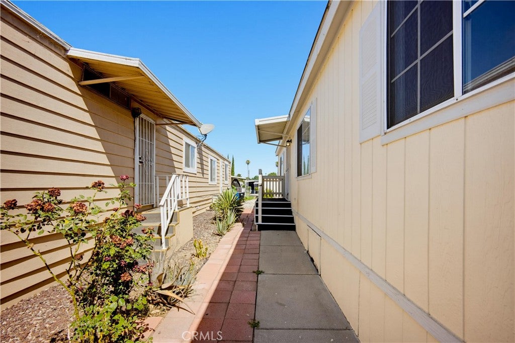 1855 E Riverside 388