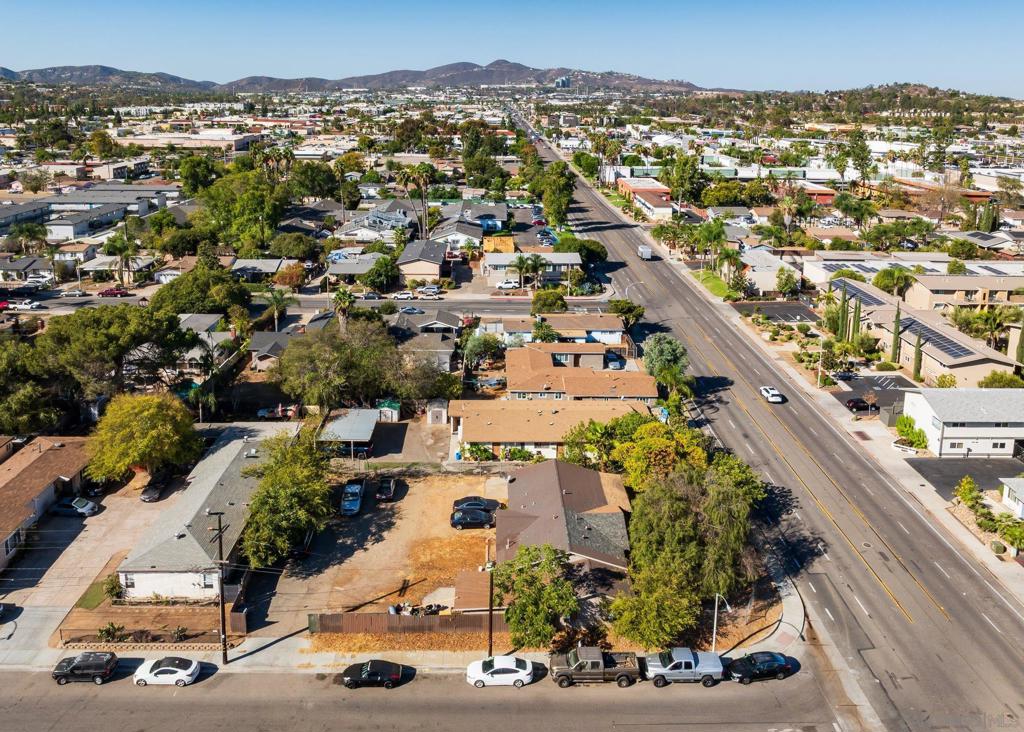 561 E Mission