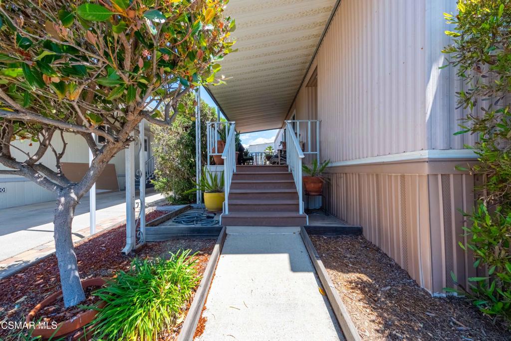 90 Jeannine Court 90