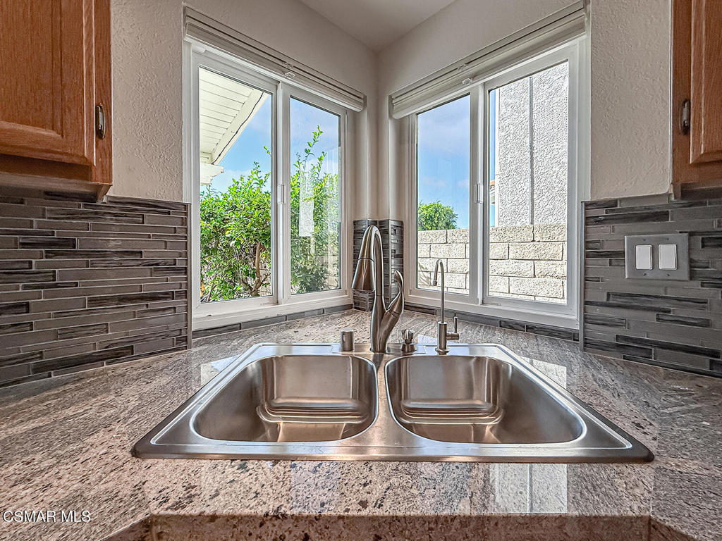 Not Applicable - 1007242 - Residential Lease