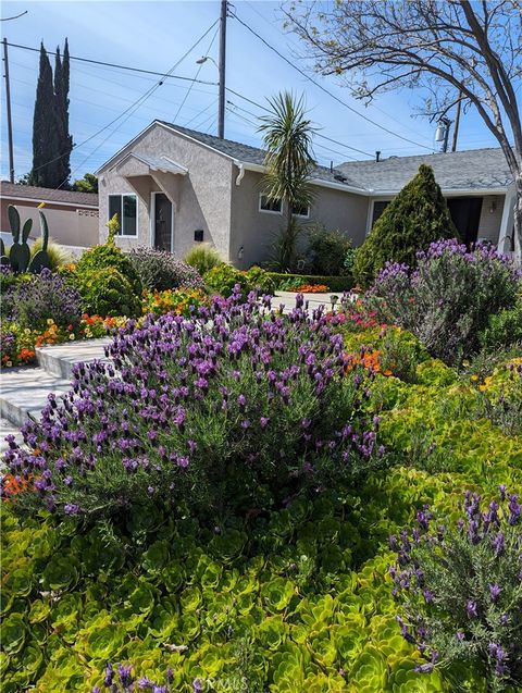 Photo of 1211 N Maple St #100, Burbank, CA 91505 (MLS # SR26041755)