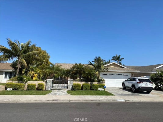 20702 ELIZABETH LN, HUNTINGTON BEACH, CA 92646 - Image 229a58fc4c8abf48e82ddacd7fadc6c4/1292687005
