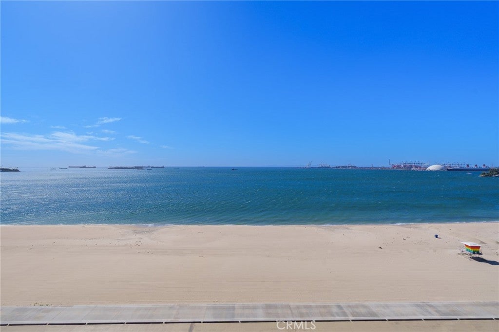 1750 E Ocean