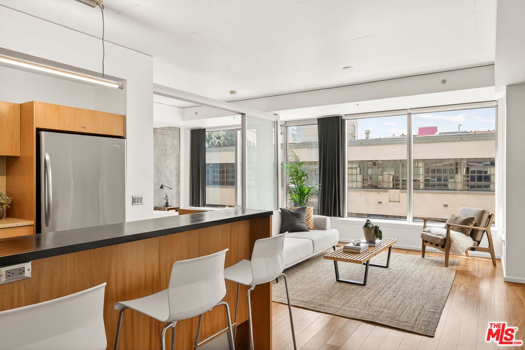 1155 S Grand Avenue 403