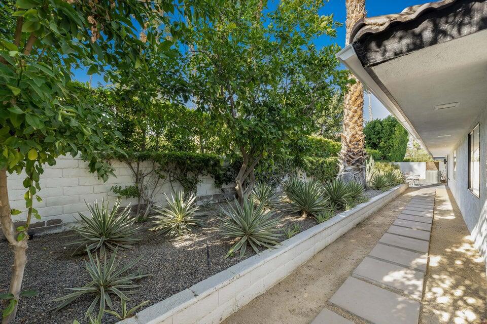 Movie Colony - Residential